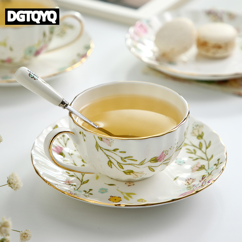 2個セット ヴィンテージ風 花柄 セラミックコーヒーカップ＆ - Coffee Tea Games のレビューと価格