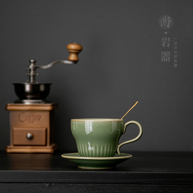 HYS レトロ セラドン グリーン 縦型コーヒーカップ＆ソー - Coffee Tea Green のレビューと価格