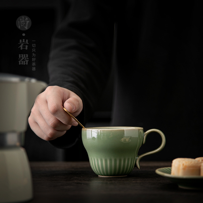 HYS レトロ セラドン グリーン 縦型コーヒーカップ＆ソー - Coffee Tea Green のレビューと価格